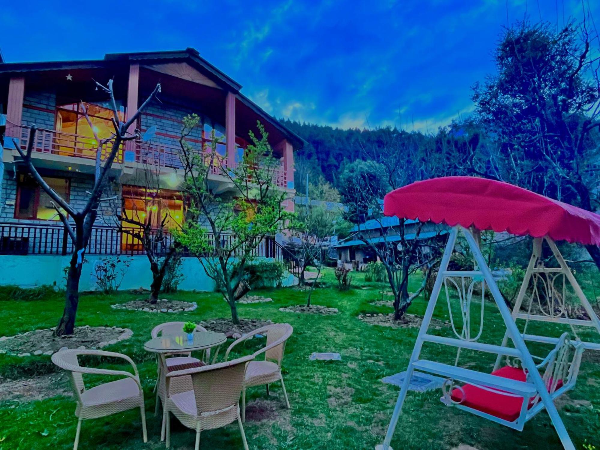 The Manu Emerald # Farmhouse # Top Selling Cottage In Manali # Peaceful Heritage Cozy Stay # Lawn With Bonfire # Most Awarded Manāli Exterior foto