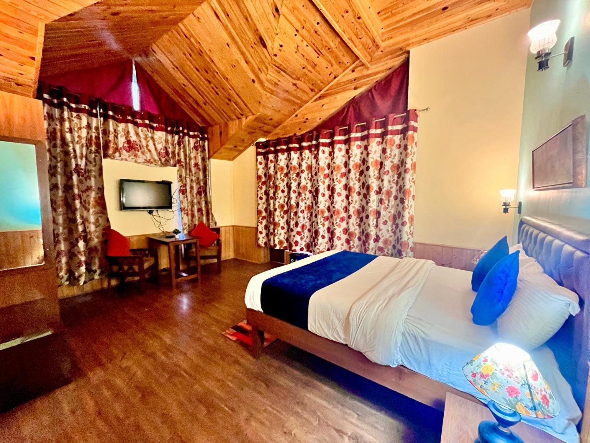 The Manu Emerald # Farmhouse # Top Selling Cottage In Manali # Peaceful Heritage Cozy Stay # Lawn With Bonfire # Most Awarded Manāli Exterior foto