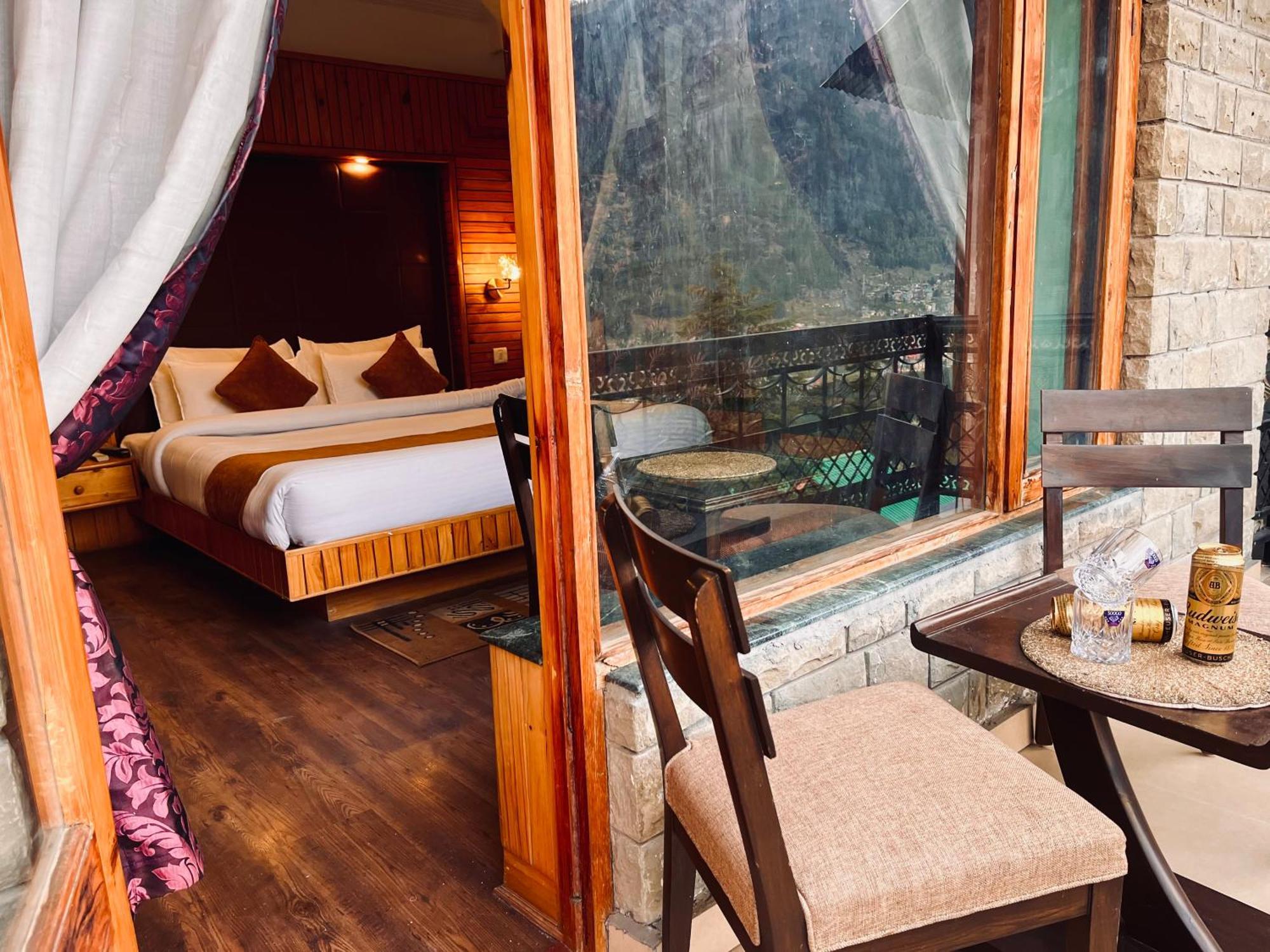 The Manu Emerald # Farmhouse # Top Selling Cottage In Manali # Peaceful Heritage Cozy Stay # Lawn With Bonfire # Most Awarded Manāli Exterior foto