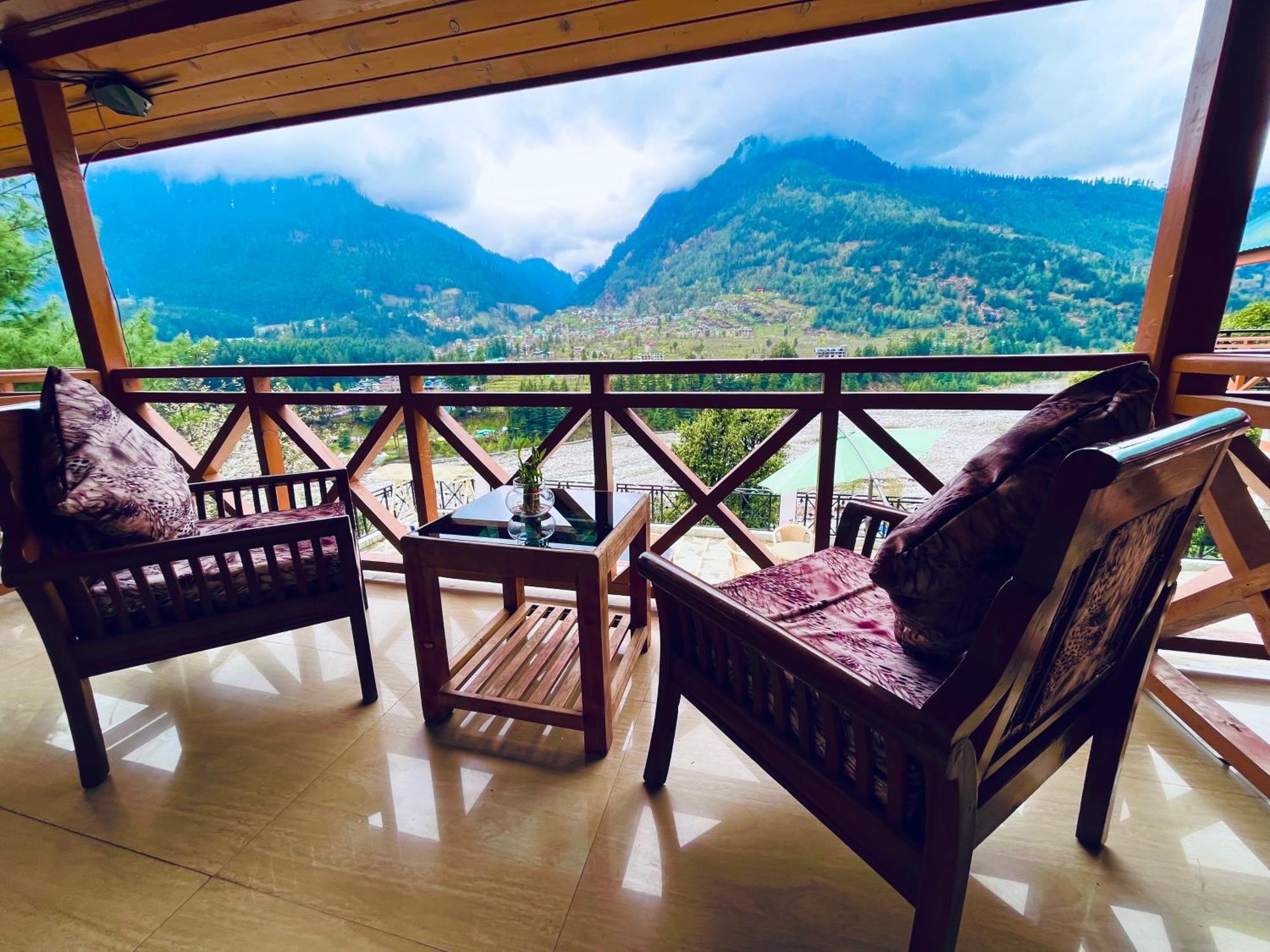The Manu Emerald # Farmhouse # Top Selling Cottage In Manali # Peaceful Heritage Cozy Stay # Lawn With Bonfire # Most Awarded Manāli Exterior foto