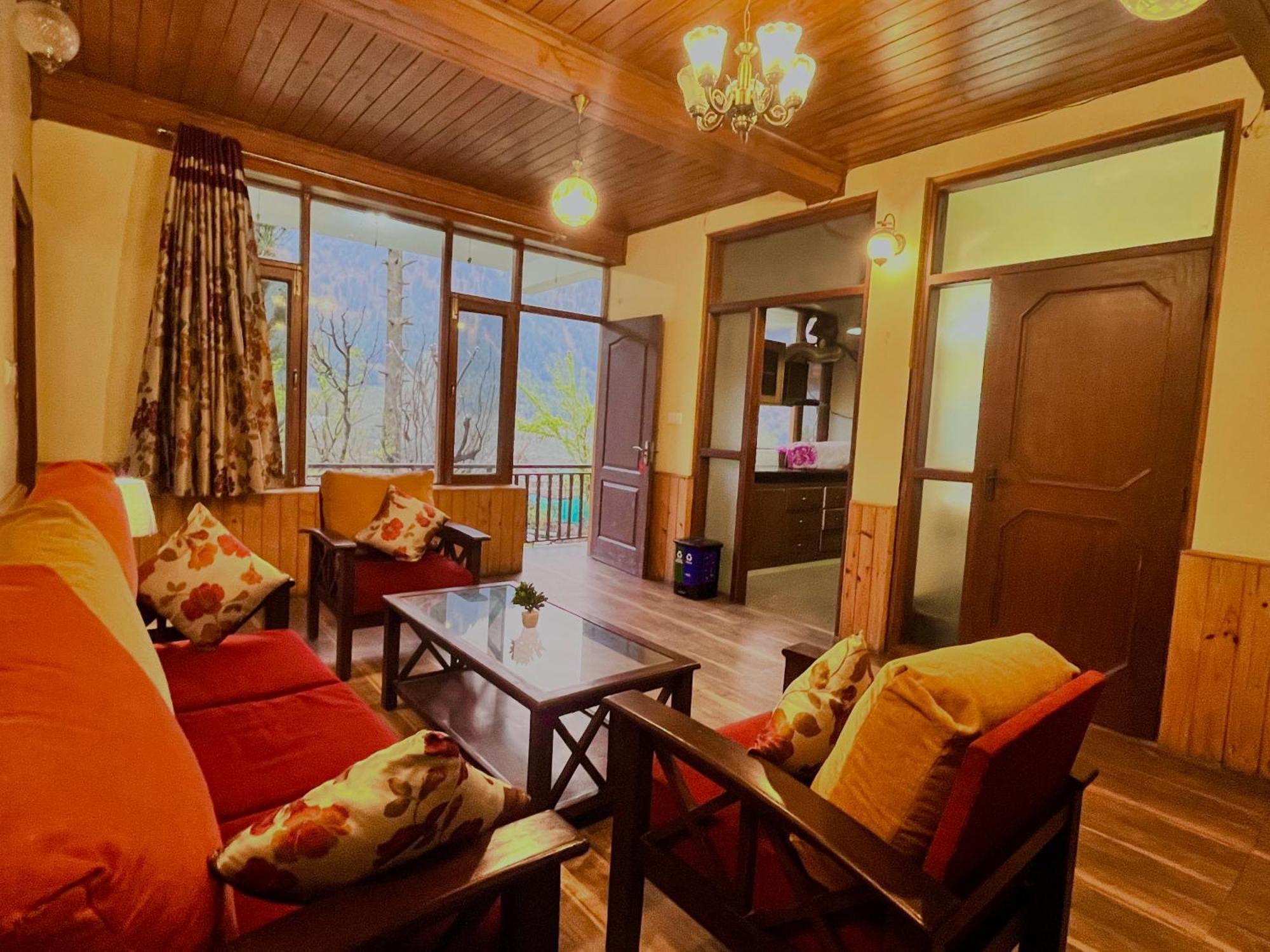 The Manu Emerald # Farmhouse # Top Selling Cottage In Manali # Peaceful Heritage Cozy Stay # Lawn With Bonfire # Most Awarded Manāli Exterior foto