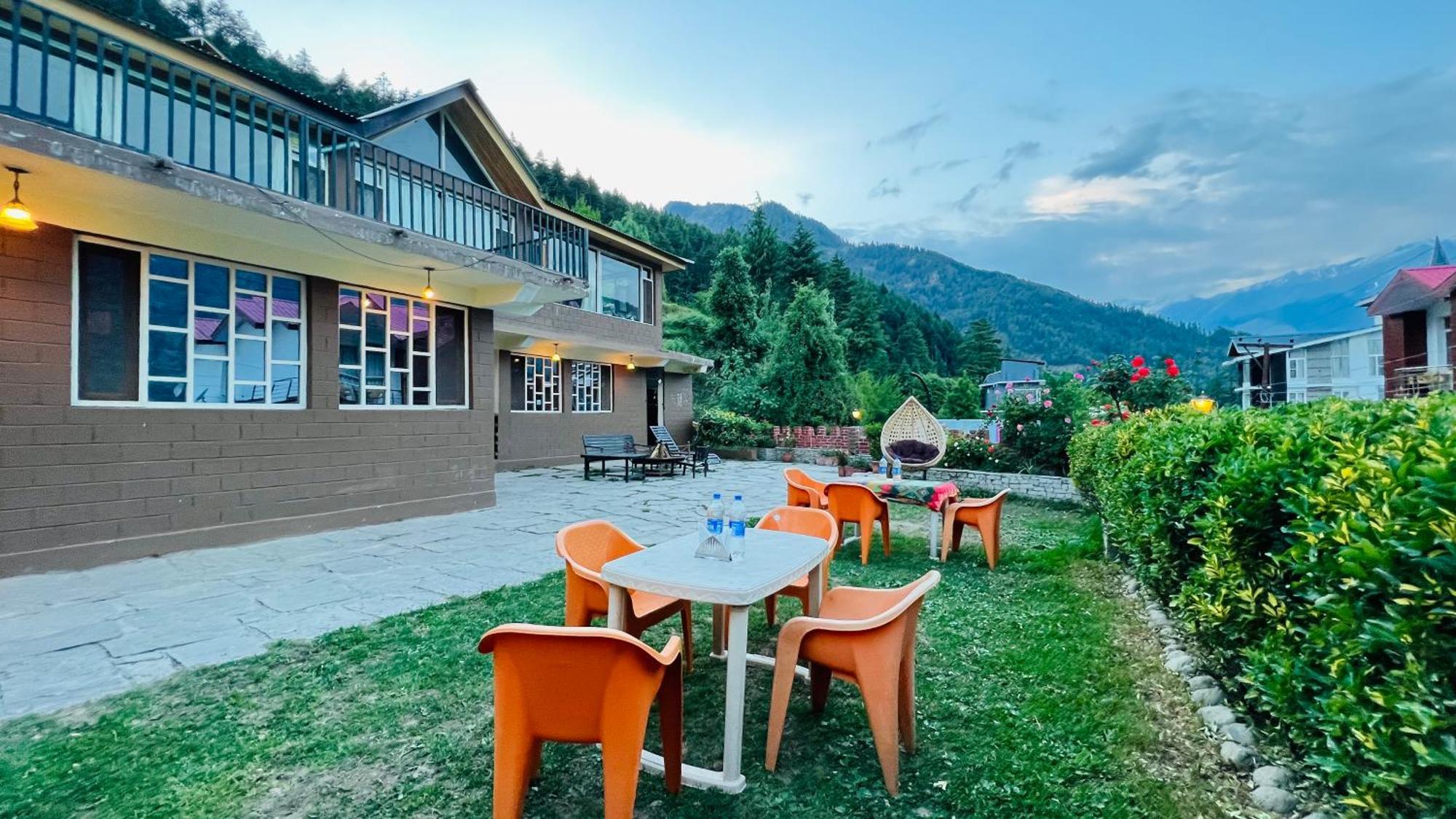 The Manu Emerald # Farmhouse # Top Selling Cottage In Manali # Peaceful Heritage Cozy Stay # Lawn With Bonfire # Most Awarded Manāli Exterior foto
